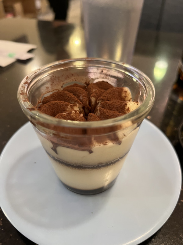 Tiramisu-Sushi Komi-Salem