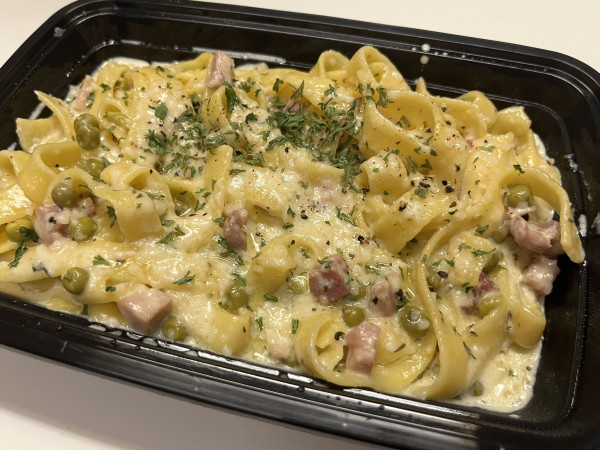 Tagliatelle Creamy Ham & Sweet Green Peas-ARTIPASTA Italian Food-Austin