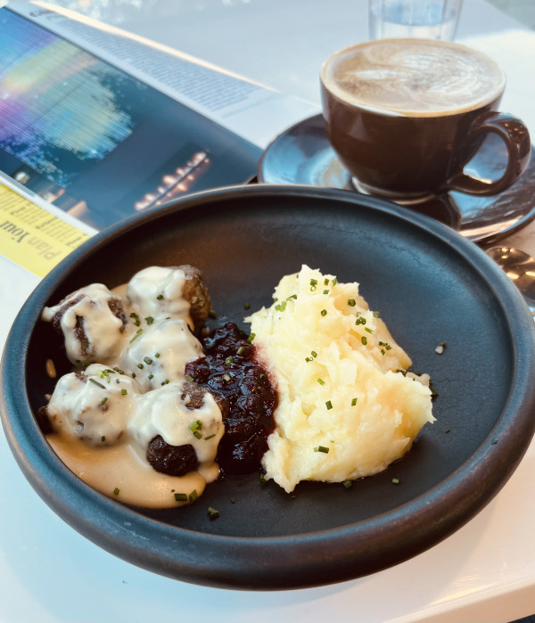 Swedish meatballs and mashed potatoes-Freya at National Nordic Museum-Seattle