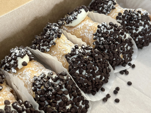 Chocolate Chip Cannoli-Mike's Pastry-Cambridge