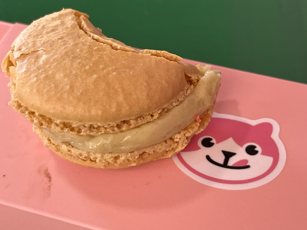 Banana Macaron-OMG Squee-Austin