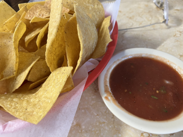 Chips & Salsa-La Hacienda De Jalisco-Llano