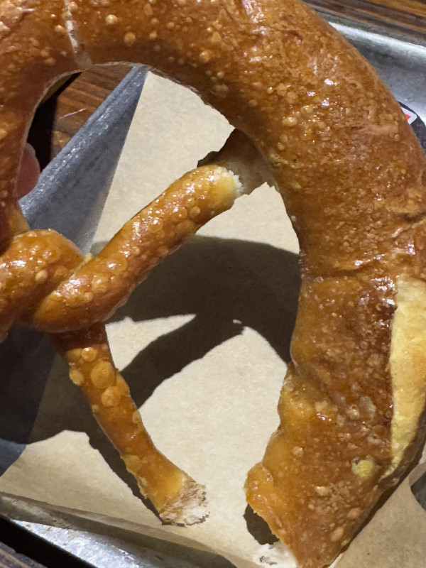 Pretzel-Kapstadt Brauhaus V&A Waterfront-NotFound