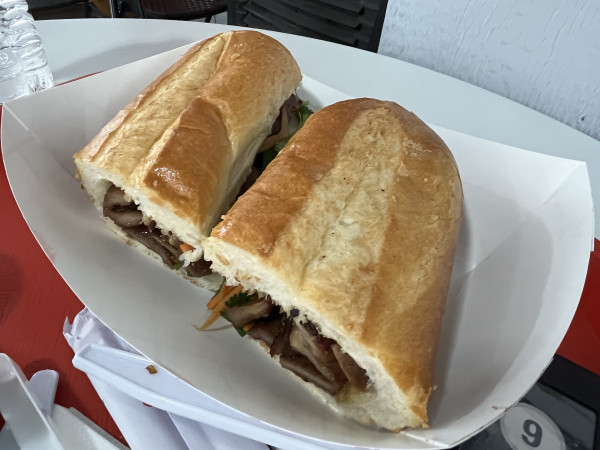 Bánh Mì Thịt Nướng-PHO 63-Austin