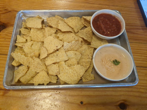 chips and queso-Pinthouse Pizza-Austin