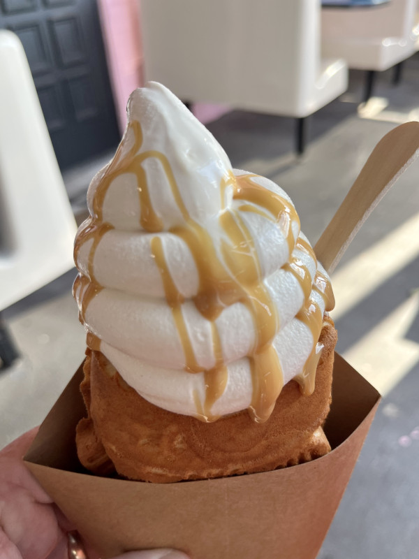 White Rabbit Taiyaki Sundae-OMG Squee-Austin