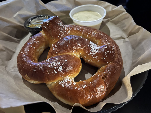 Bavarian Pretzel-Flix Brewhouse Round Rock-Round Rock